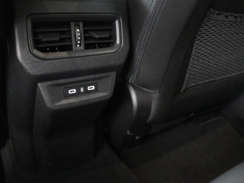 Renault Austral 1.2 mild hybrid advanced 130 techno | Stoelverwarming | Navigatie | Cruise control | Camera | Bluetooth | Carplay | Sfeerverlichting | Climate control | Keyless | Virtual cockpit | Full LED