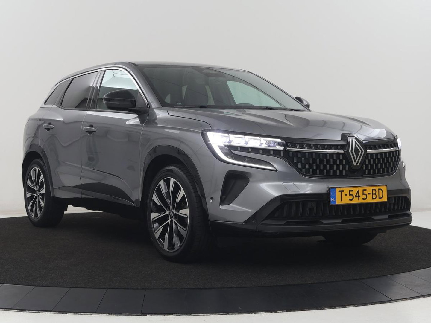 Renault Austral 1.2 mild hybrid advanced 130 techno | Stoelverwarming | Navigatie | Cruise control | Camera | Bluetooth | Carplay | Sfeerverlichting | Climate control | Keyless | Virtual cockpit | Full LED