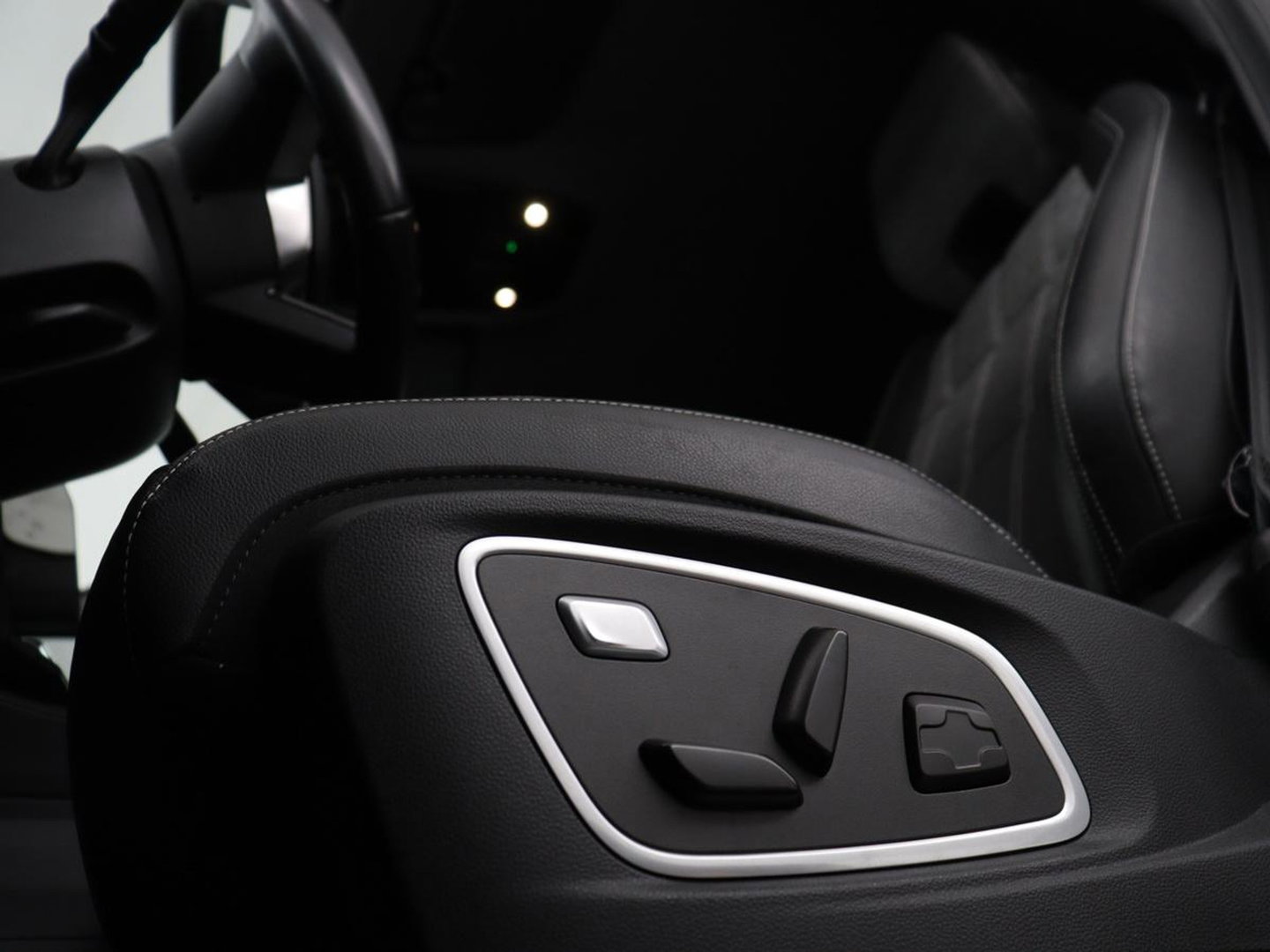 Renault Austral 1.2 mild hybrid advanced 130 techno | Stoelverwarming | Navigatie | Cruise control | Camera | Bluetooth | Carplay | Sfeerverlichting | Climate control | Keyless | Virtual cockpit | Full LED
