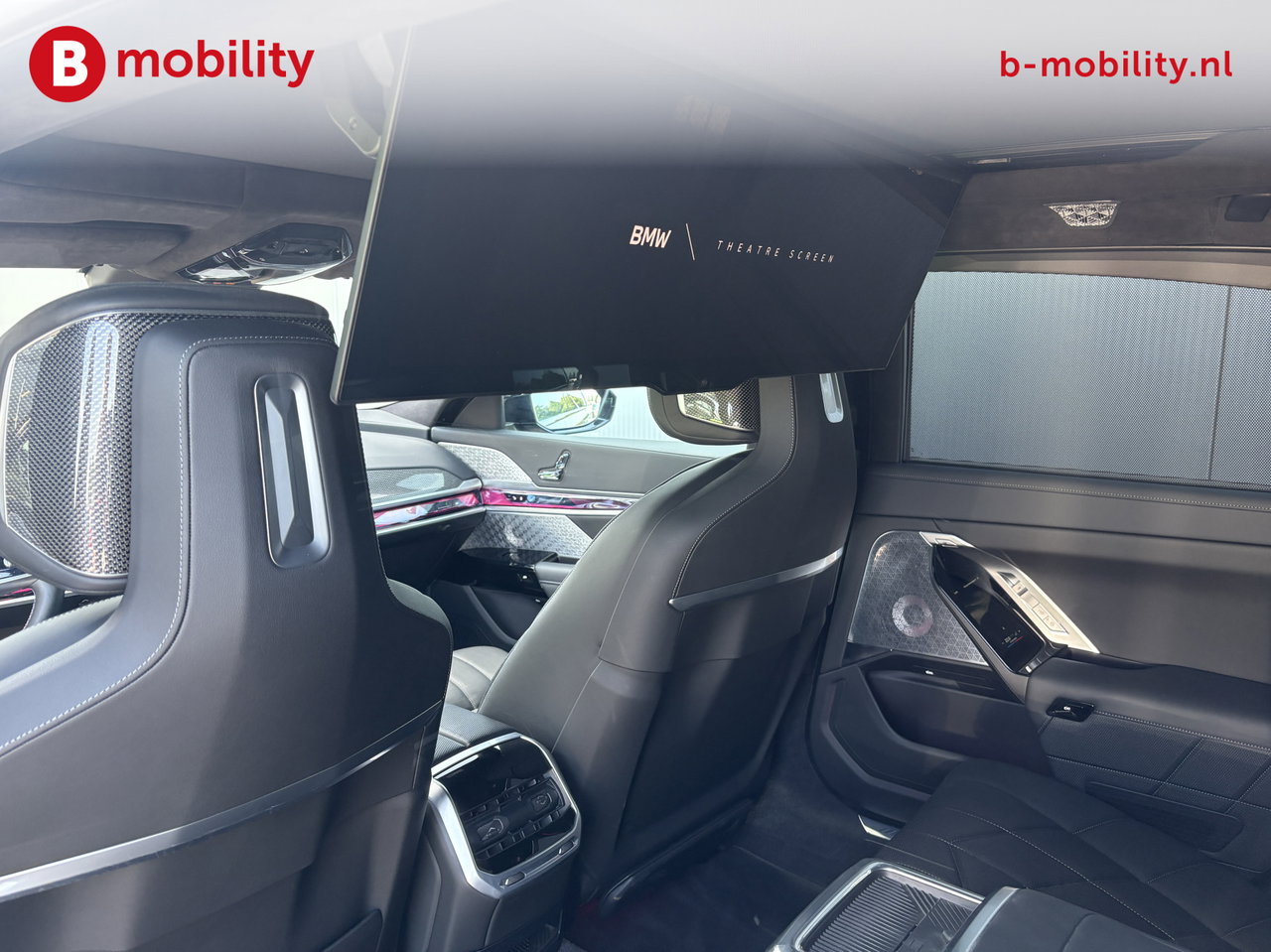 BMW i7