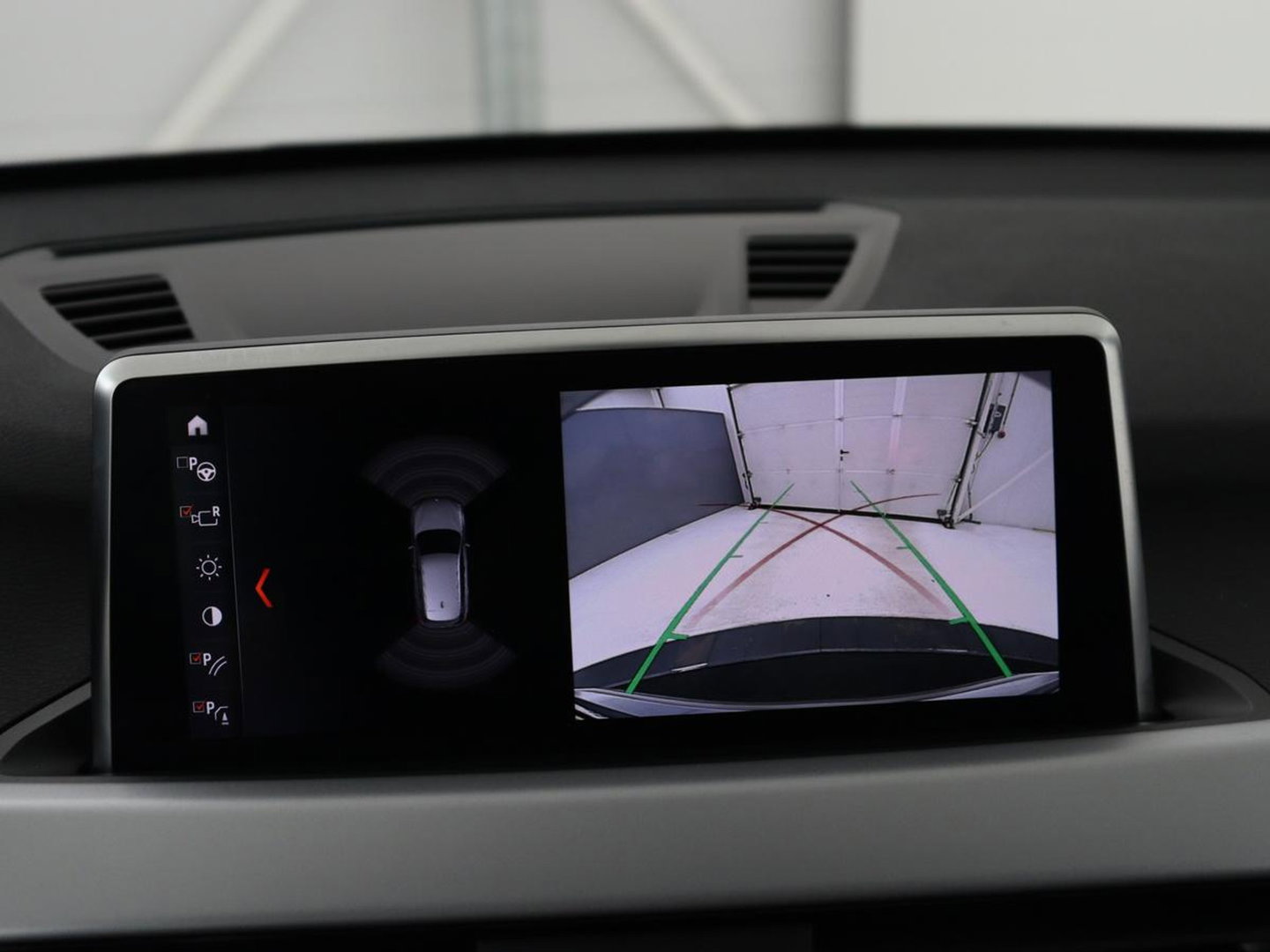 BMW X1 xDrive25e | Panaramadak | Camera | Cruise control | Climate control | Buetooth | Navigatie | DAB+