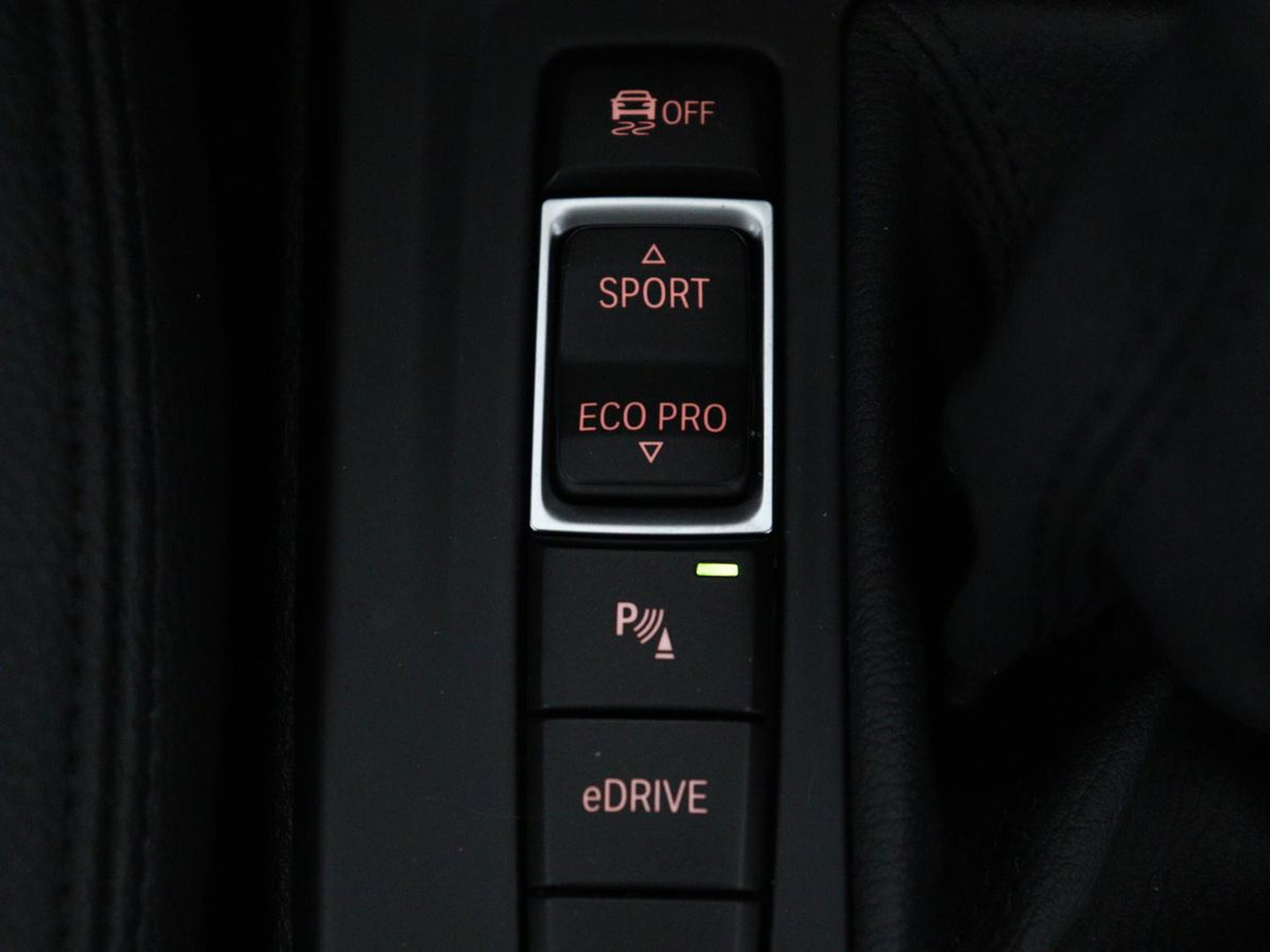 BMW X1 xDrive25e | Panaramadak | Camera | Cruise control | Climate control | Buetooth | Navigatie | DAB+