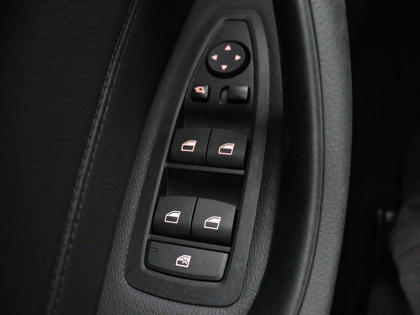 BMW X1 xDrive25e | Panaramadak | Camera | Cruise control | Climate control | Buetooth | Navigatie | DAB+