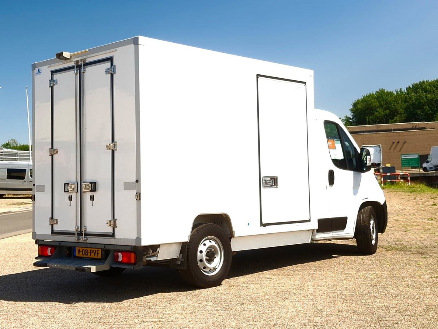 Fiat Ducato KOELWAGEN VRIESWAGEN | CARRIER | DAG EN NACHT KOELING | 1100KG LAADVERMOGEN