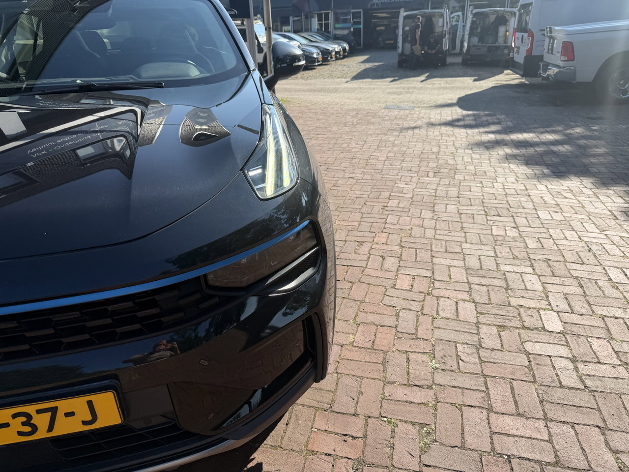 Lynk & Co 01