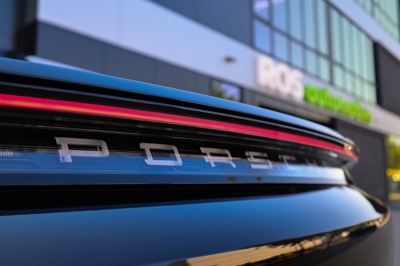 Porsche Taycan