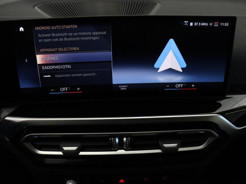 BMW i4 eDrive40 84 kWh | SOH 93,8% | Camera | Adaptive cruise | Climate control | Navigatie | DAB+ | Bluetooth | Stoelverwarming | Carplay