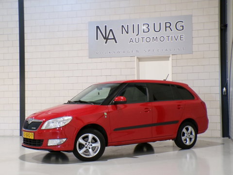 Škoda Fabia Combi 1.2 TDI Greenline Businessline Trekhaak Navigatie Bluetooth Parkeersensoren I Zeer nette & goede auto !!