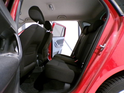 Škoda Fabia Combi 1.2 TDI Greenline Businessline Trekhaak Navigatie Bluetooth Parkeersensoren I Zeer nette & goede auto !!