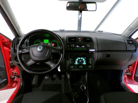Škoda Fabia Combi 1.2 TDI Greenline Businessline Trekhaak Navigatie Bluetooth Parkeersensoren I Zeer nette & goede auto !!