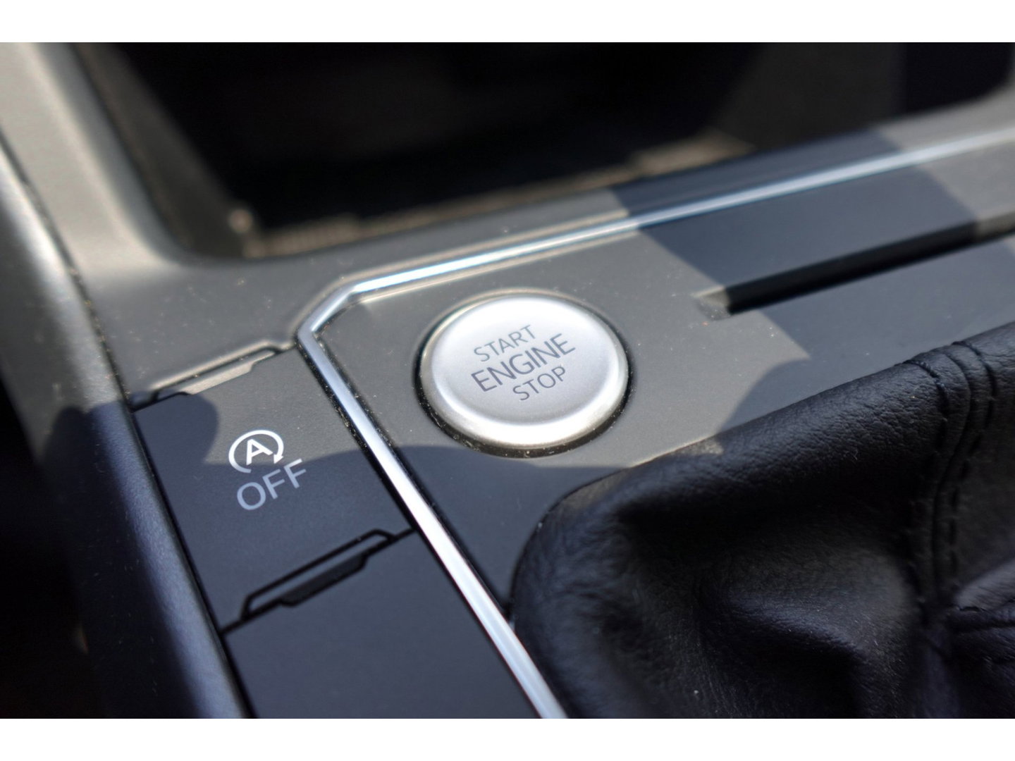 Volkswagen Taigo 1.5 TSI R-Line PANO CAM CARPLAY'