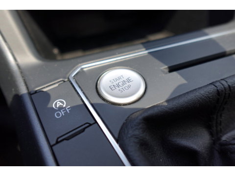 Volkswagen Taigo 1.5 TSI R-Line PANO CAM CARPLAY'