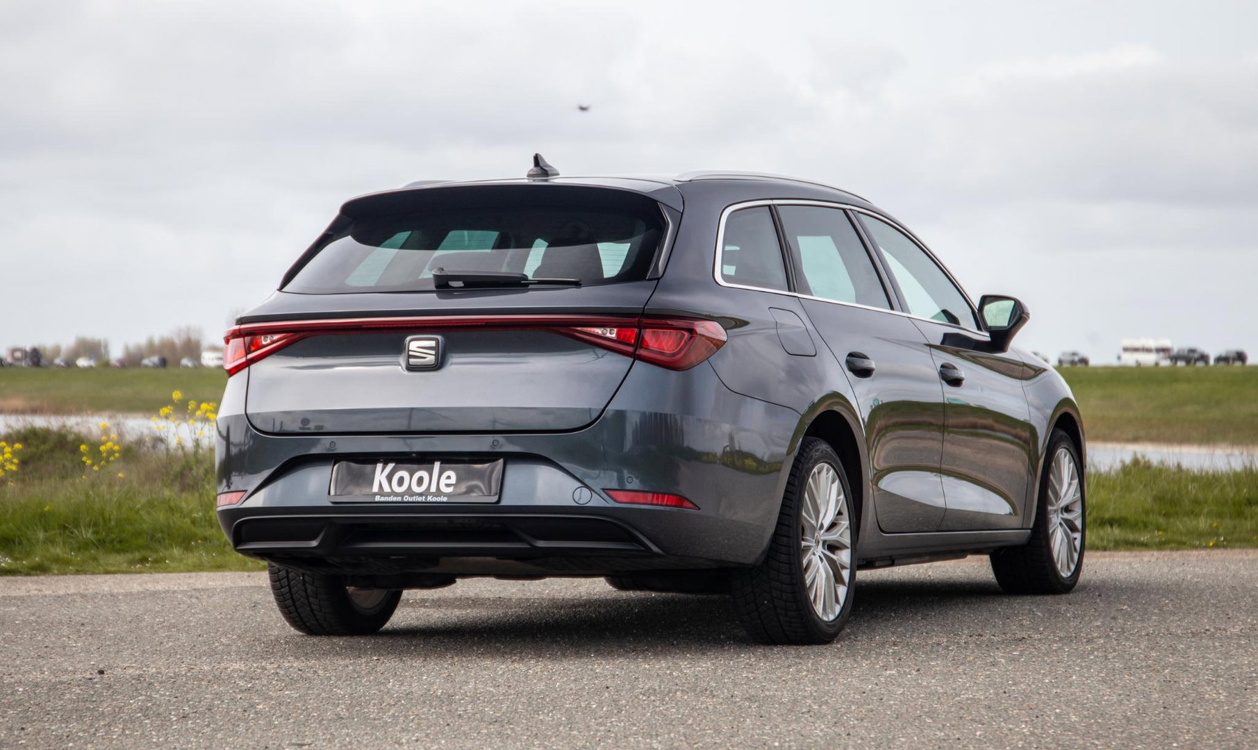 SEAT Leon Sportstourer 1.4 TSI eHybrid PHEV FR Business Intense EXCELLENCE / CARPLAY / AIRCO / CAMERA / DEALER ONDERHOUDEN