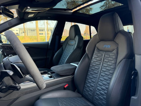 Audi RS Q8 4.0 TFSI RS Q8 quattro Performance Keramisch|Massage|B&O|Memory|640PK|Carbon|BTW