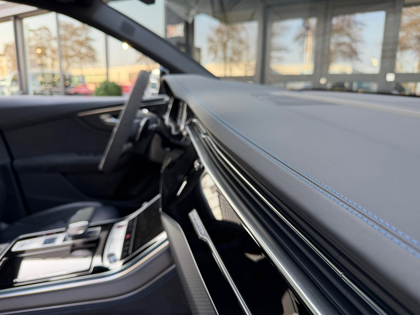 Audi RS Q8 4.0 TFSI RS Q8 quattro Performance Keramisch|Massage|B&O|Memory|640PK|Carbon|BTW