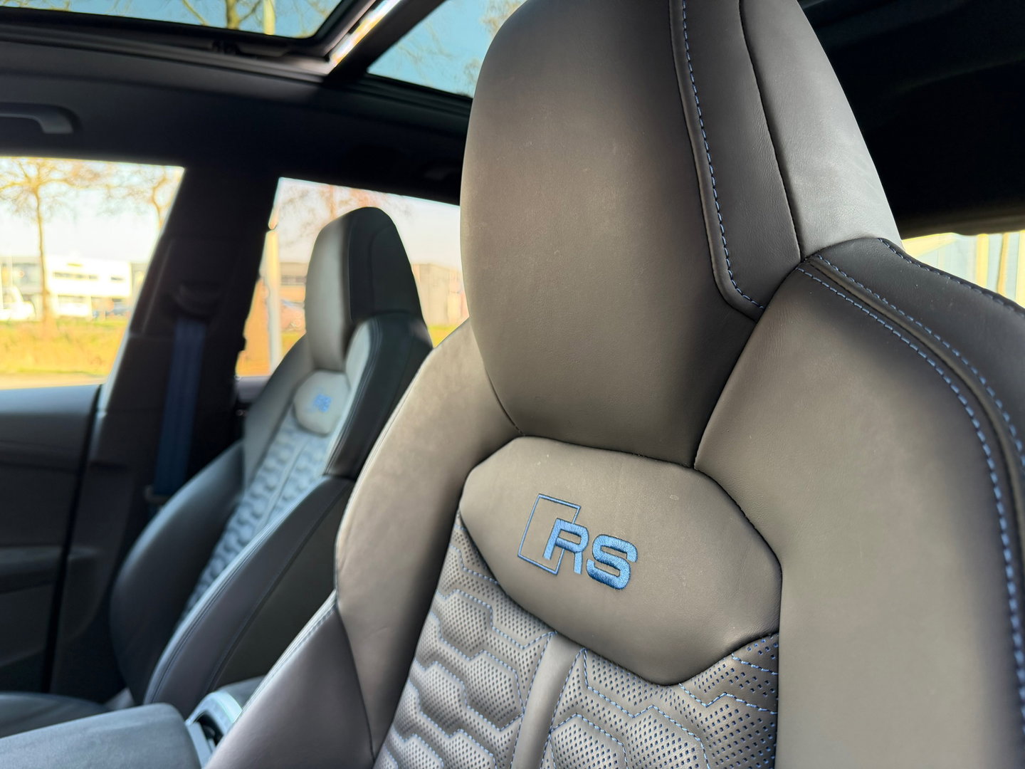 Audi RS Q8 4.0 TFSI RS Q8 quattro Performance Keramisch|Massage|B&O|Memory|640PK|Carbon|BTW