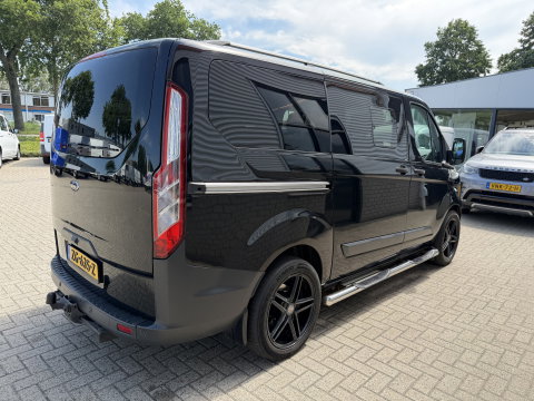 Ford Transit Custom Tourneo 310 2.0 TDCI 130pk L1H1 Titanium / vaste prijs rijklaar € 19.950 incl btw / euro 6 / zwart metallic / airco / cruise / navigatie / trekhaak / camera / isofix !