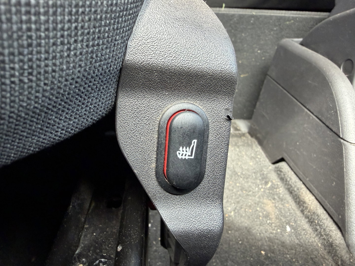 Ford Transit Custom Tourneo 310 2.0 TDCI 130pk L1H1 Titanium / vaste prijs rijklaar € 19.950 incl btw / euro 6 / zwart metallic / airco / cruise / navigatie / trekhaak / camera / isofix !
