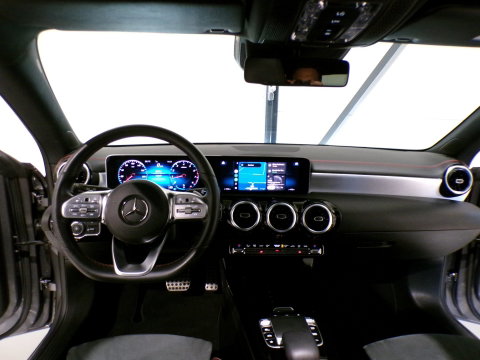 Mercedes-Benz CLA-Klasse Shooting Brake 200 AMG Advantage "Origineel NL!" Automaat! Pano Carplay Camera Led Leer/Alcantara