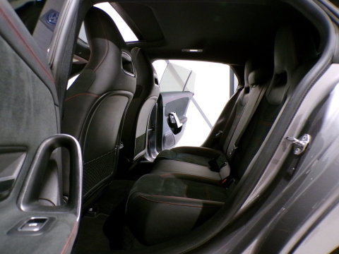 Mercedes-Benz CLA-Klasse Shooting Brake 200 AMG Advantage "Origineel NL!" Automaat! Pano Carplay Camera Led Leer/Alcantara