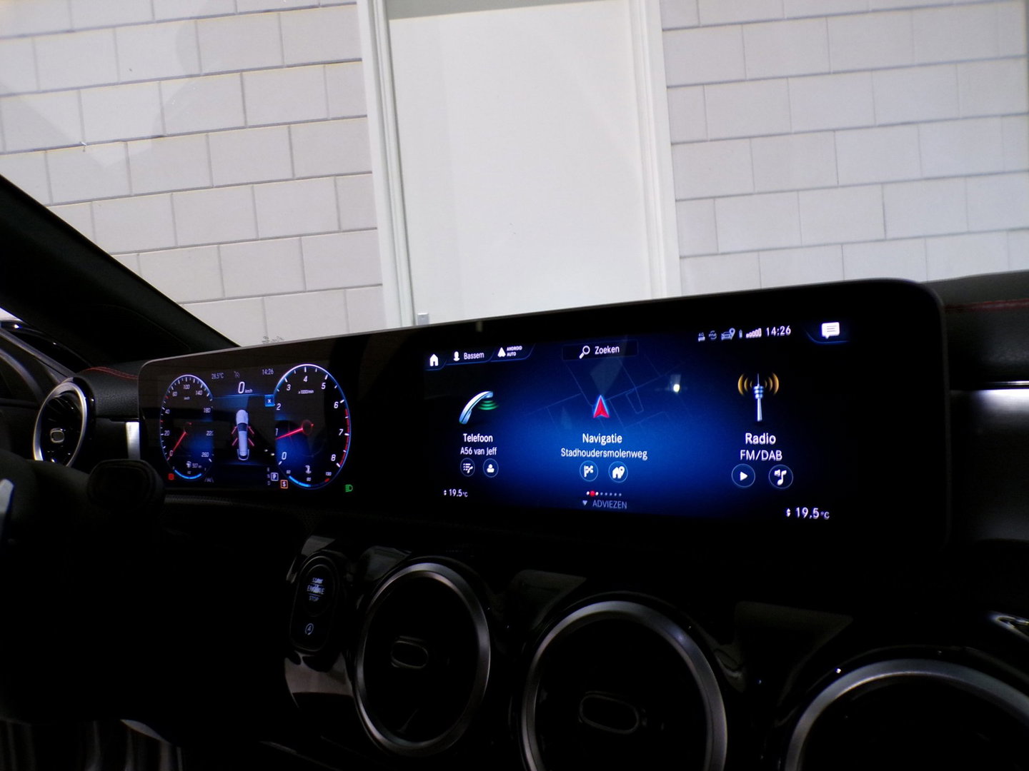 Mercedes-Benz CLA-Klasse Shooting Brake 200 AMG Advantage "Origineel NL!" Automaat! Pano Carplay Camera Led Leer/Alcantara