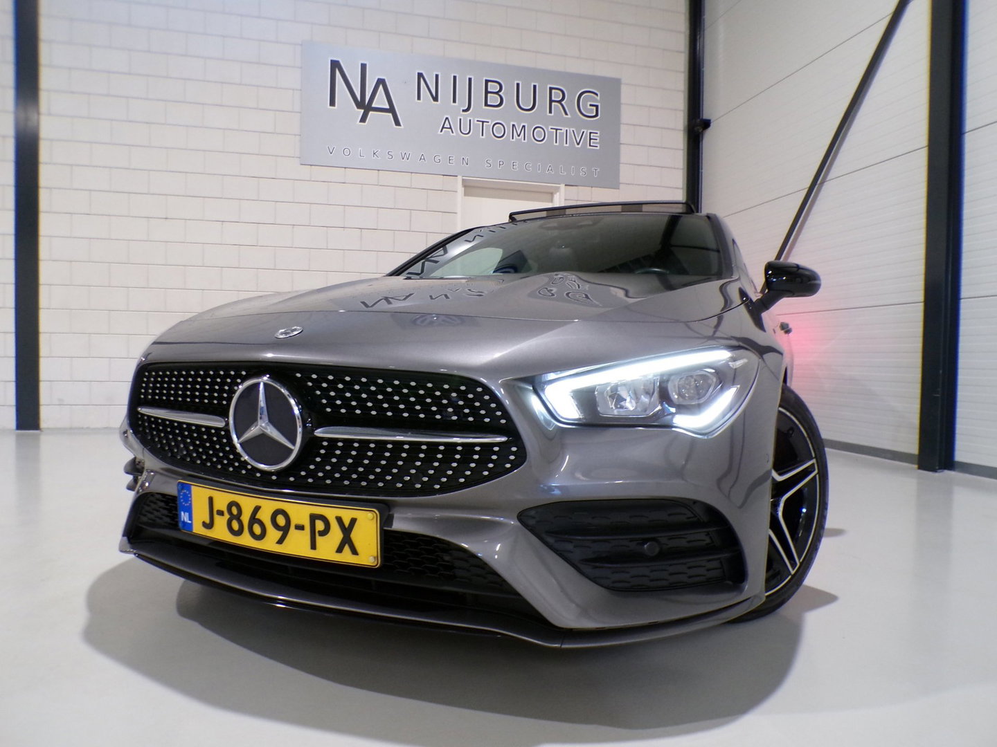 Mercedes-Benz CLA-Klasse Shooting Brake 200 AMG Advantage "Origineel NL!" Automaat! Pano Carplay Camera Led Leer/Alcantara