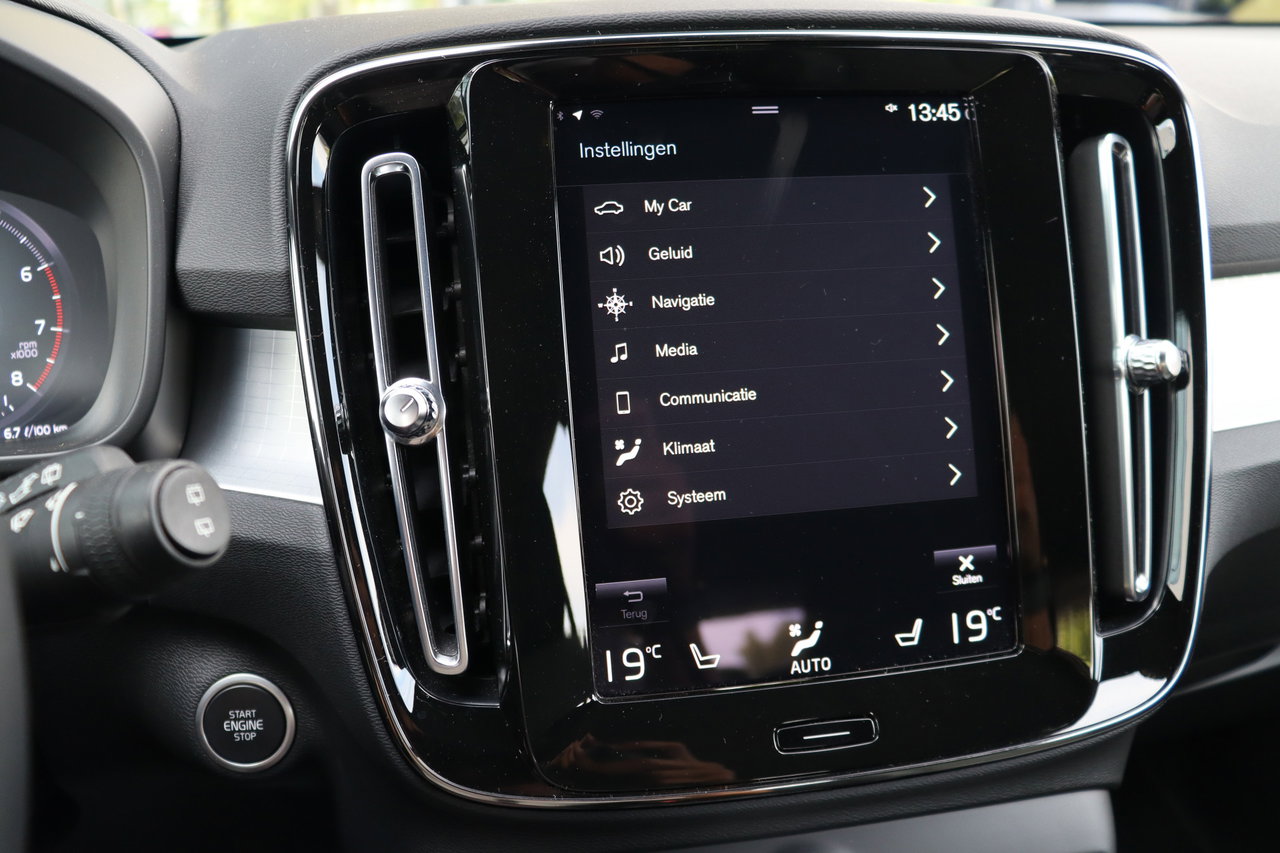 Volvo XC40