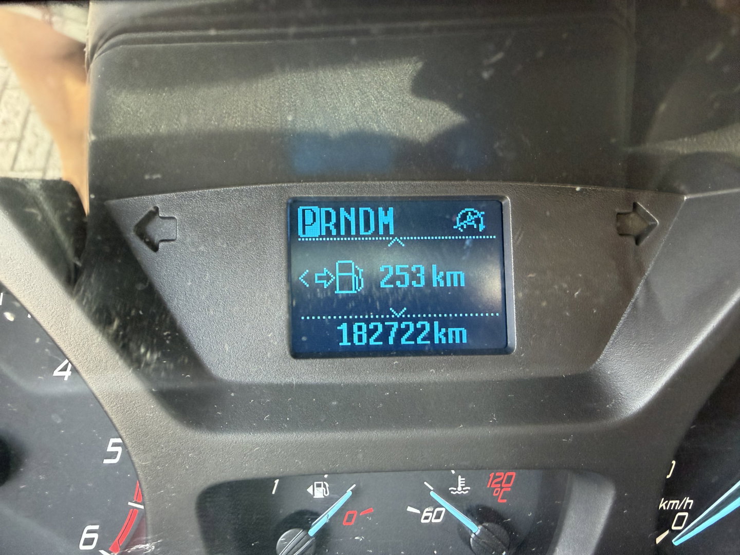 Ford Transit Custom 290 2.0 TDCI 130pk automaat L2H1 Limited DC 5 persoons / euro 6 / vaste prijs rijklaar € 14.950 ex btw / lease vanaf € 243 / dubbele schuifdeur / nieuwe distributie riem bij aflevering / zwart metallic