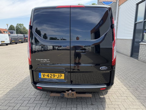 Ford Transit Custom 290 2.0 TDCI 130pk automaat L2H1 Limited DC 5 persoons / euro 6 / vaste prijs rijklaar € 14.950 ex btw / lease vanaf € 243 / dubbele schuifdeur / nieuwe distributie riem bij aflevering / zwart metallic