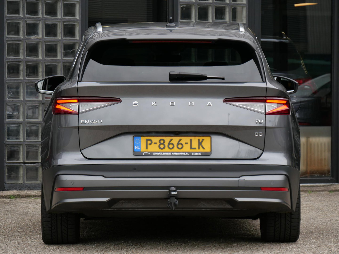 Škoda Enyaq iV 80/ TREKHAAK/ COMFORT PACK/ CLIMATE PACK/ SPORT PACK/ SOH 93%