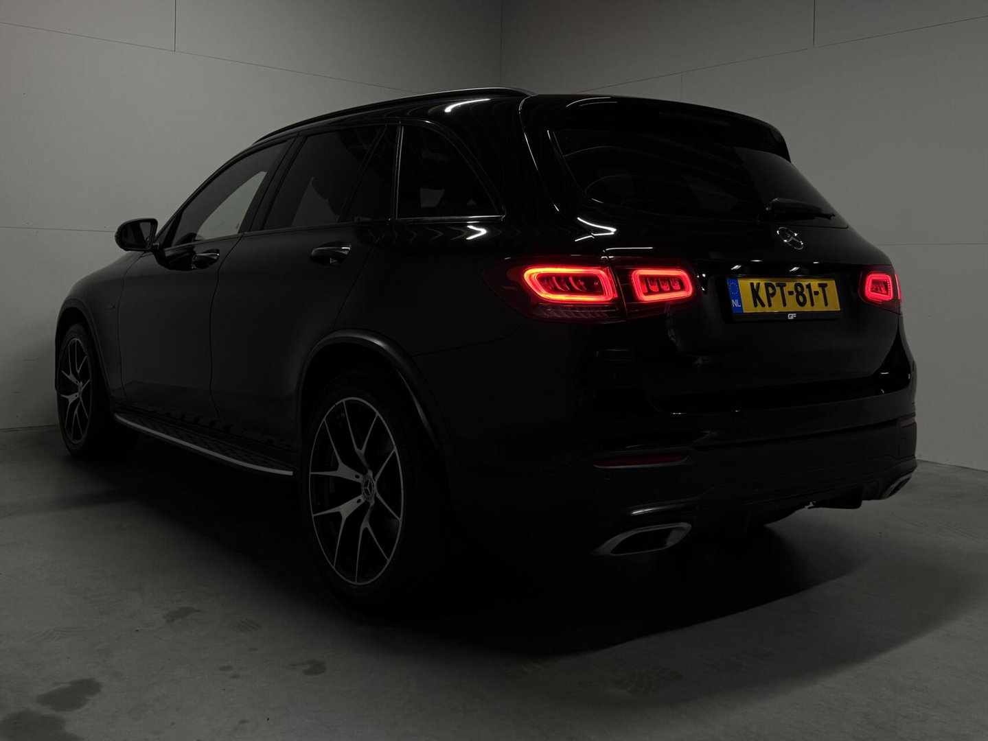 Mercedes-Benz GLC 300e 4MATIC AMG Pano Luchtvering Burmester 360º