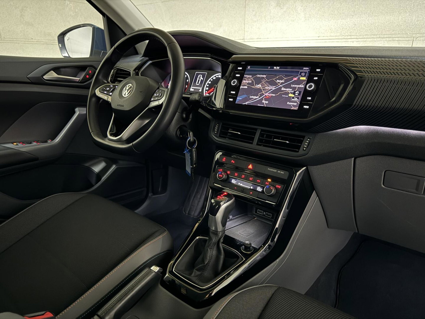 Volkswagen T-Cross 1.0 TSI Black Edition DSG Carplay ACC NAP