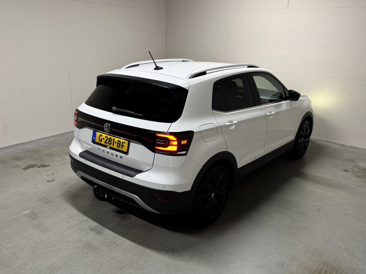 Volkswagen T-Cross 1.0 TSI Black Edition DSG Carplay ACC NAP