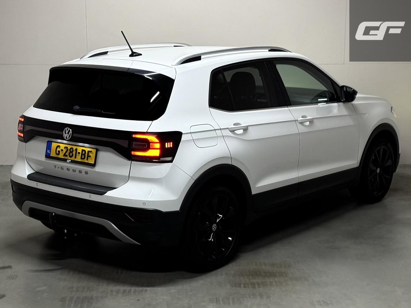 Volkswagen T-Cross 1.0 TSI Black Edition DSG Carplay ACC NAP