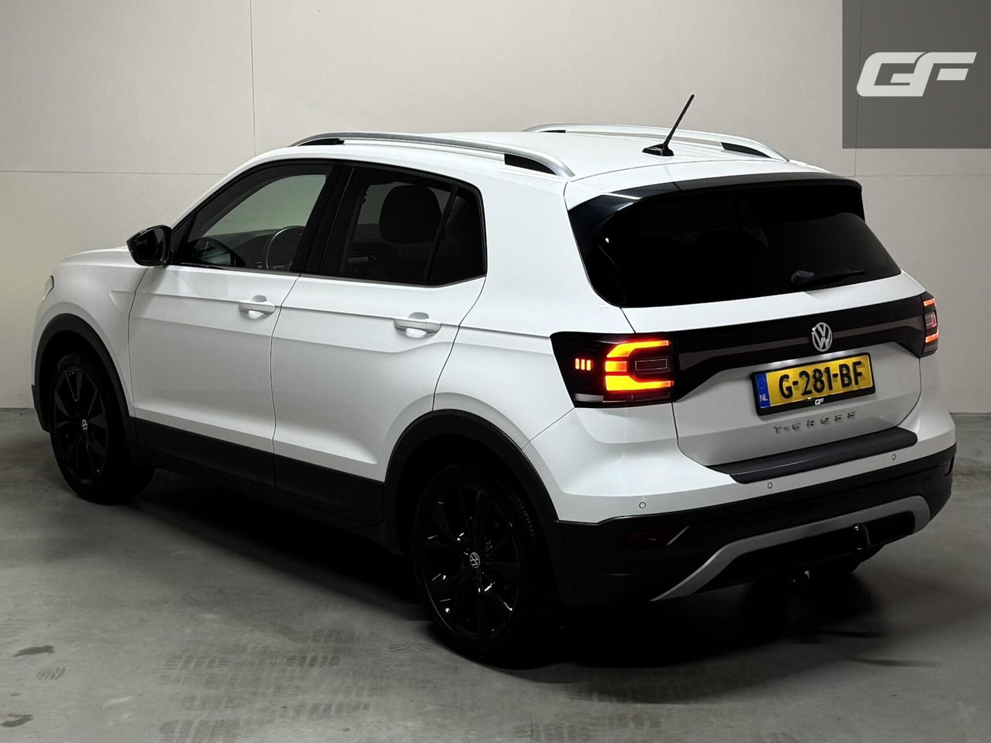 Volkswagen T-Cross 1.0 TSI Black Edition DSG Carplay ACC NAP