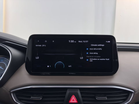 Hyundai Santa Fe 1.6 T-GDI PHEV Comfort Smart Sky [ 7-Pers. ] (INCL-BTW) *PANO | LEATHER | FULL-LED | ADAPTIVE-CRUISE | BLINDSPOT | MEMORY-PACK | DIGI-COCKPIT | SHIFTPADDLES | PRIVACYGLASS | NAVI-FULLMAP | TOWBAR | 19''ALU*