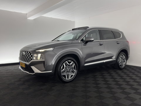 Hyundai Santa Fe 1.6 T-GDI PHEV Comfort Smart Sky [ 7-Pers. ] (INCL-BTW) *PANO | LEATHER | FULL-LED | ADAPTIVE-CRUISE | BLINDSPOT | MEMORY-PACK | DIGI-COCKPIT | SHIFTPADDLES | PRIVACYGLASS | NAVI-FULLMAP | TOWBAR | 19''ALU*