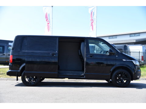 Volkswagen Transporter 2.0 TDI L2H1 30 Bulli Virtual, Adaptieve Cruise, Carplay, LED, Automaat, Stoelverwarming, Standkachel, Trekhaak, Uniek!