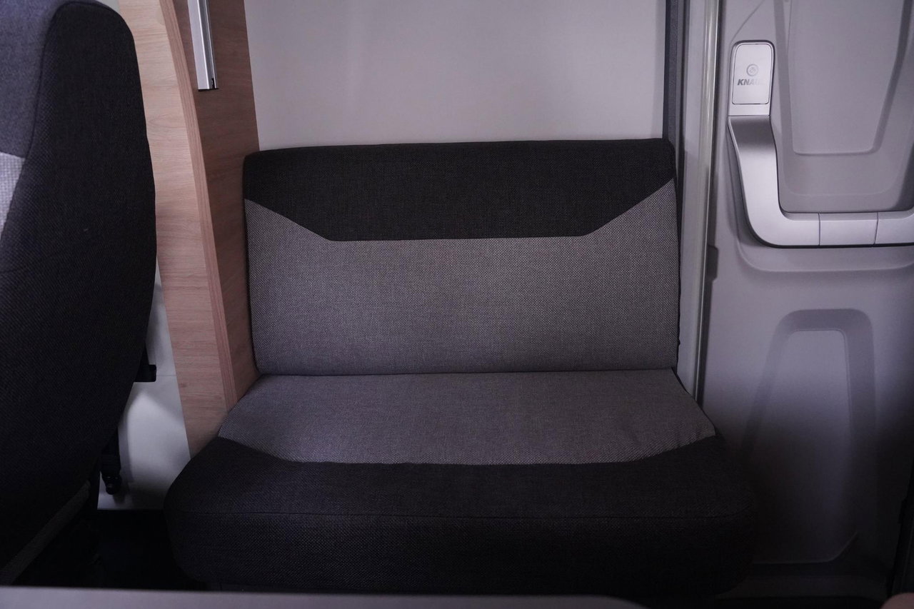 Knaus R15