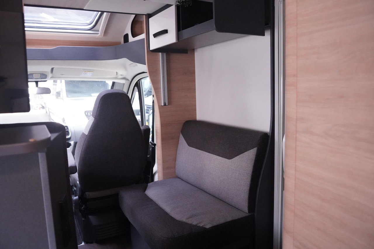 Knaus R15