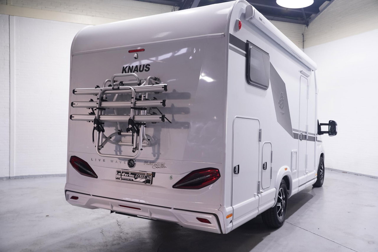 Knaus R15
