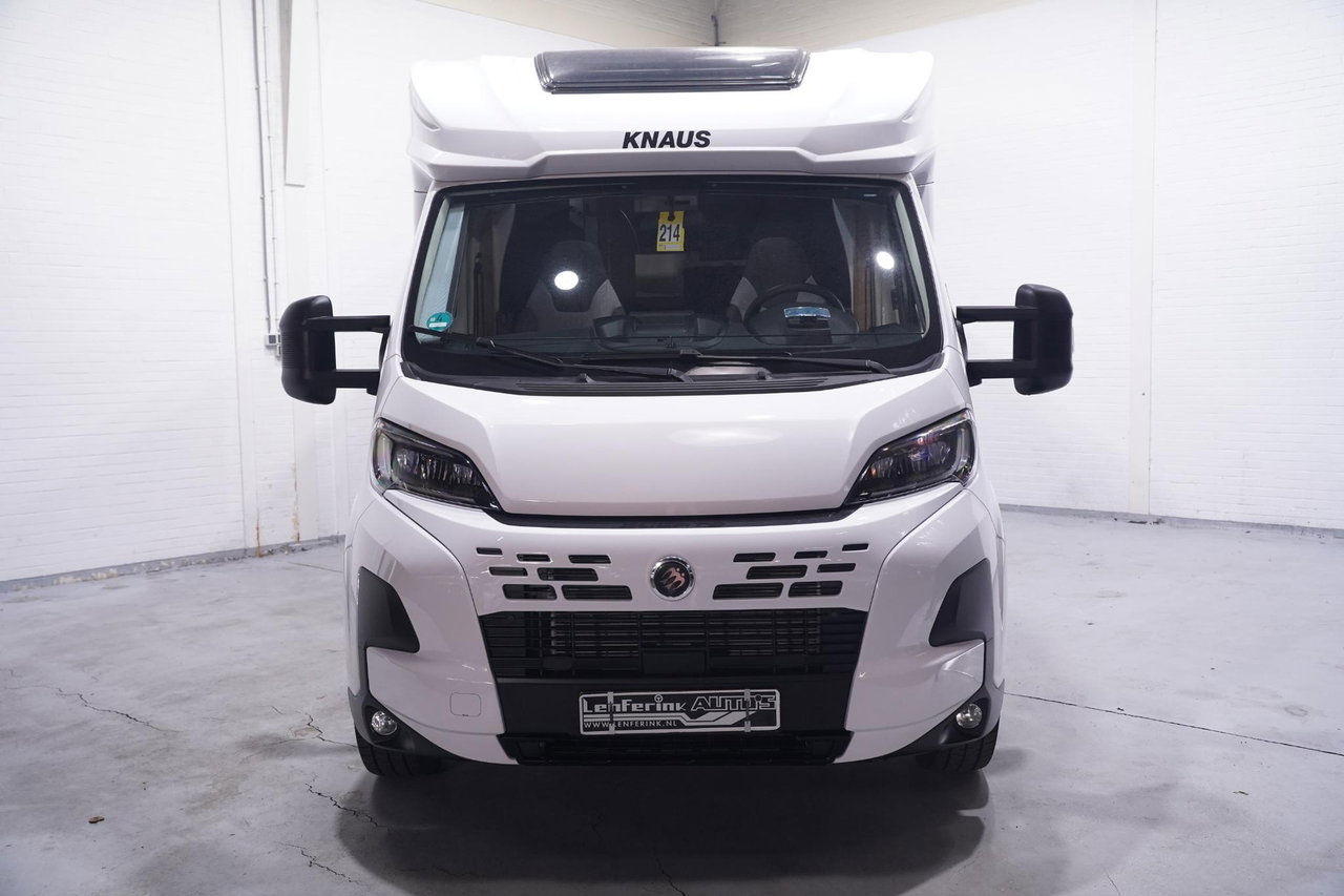 Knaus R15