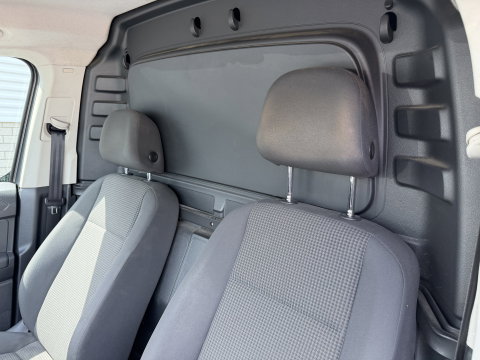 Volkswagen Caddy Cargo 2.0 TDI Economy Business / vaste prijs rijklaar € 14.950 ex btw / lease vanaf € / euro 6 / bpm vrij / cruise en climate control / donker grijs metallic