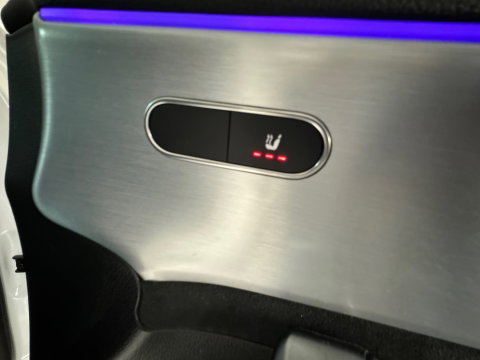 Mercedes-Benz A-Klasse 200 AMG Night Pano|Sfeer|CarPlay|Camera