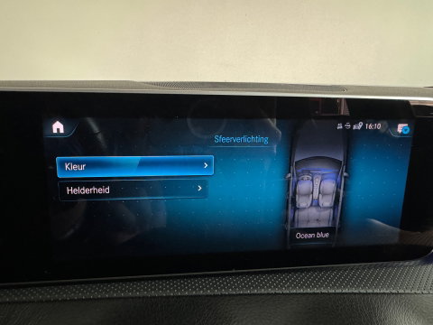 Mercedes-Benz A-Klasse 200 AMG Night Pano|Sfeer|CarPlay|Camera