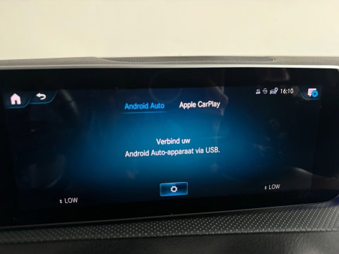 Mercedes-Benz A-Klasse 200 AMG Night Pano|Sfeer|CarPlay|Camera