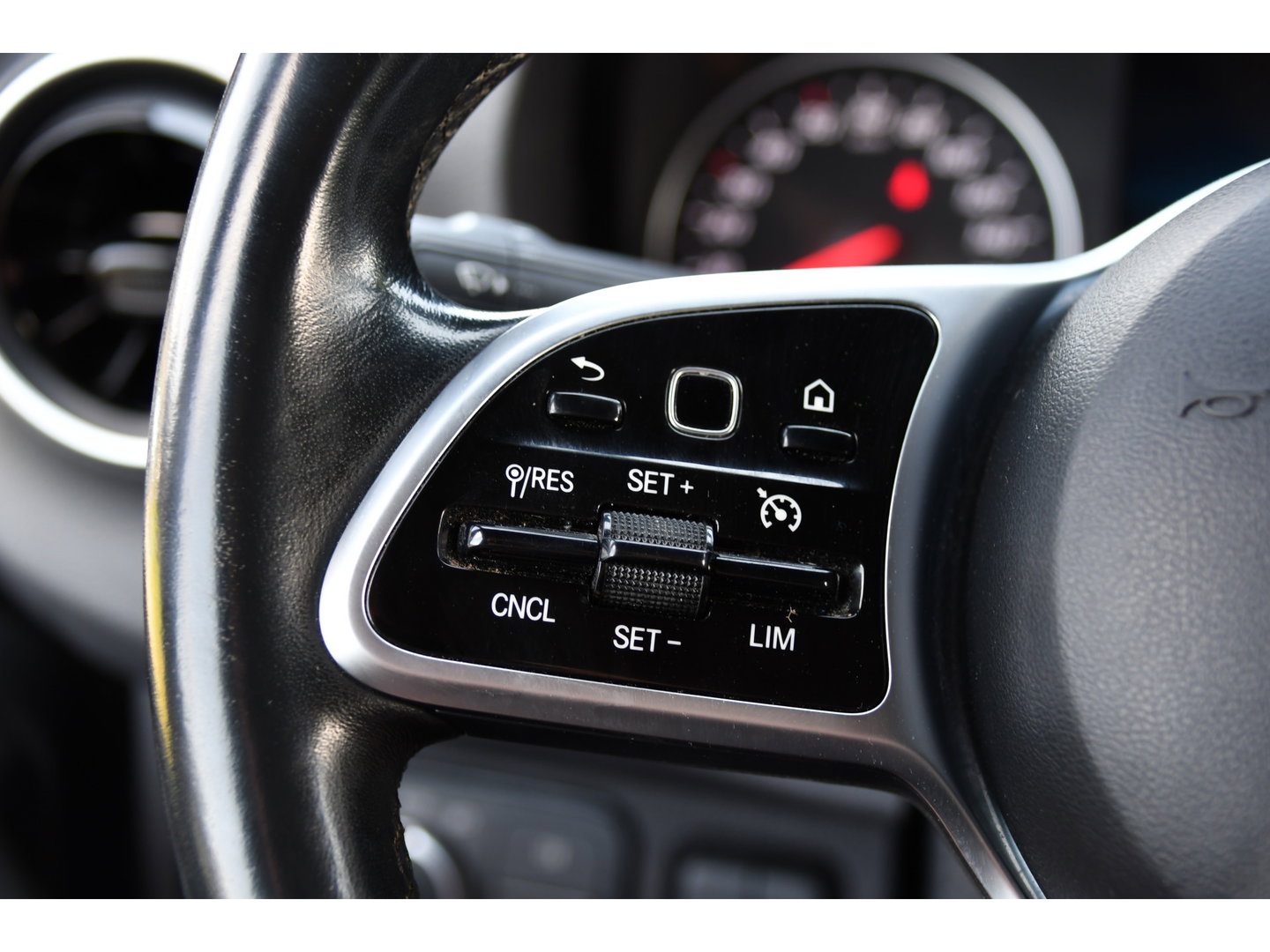 Mercedes-Benz Sprinter 316 2.2 CDI L2H2 PB Edition Cruise, 360 Camera, Carplay, LED, 10,5'' Mbux, Automaat, 164pk, Stoelverwarming, Standkachel, Trekhaak, Uniek!