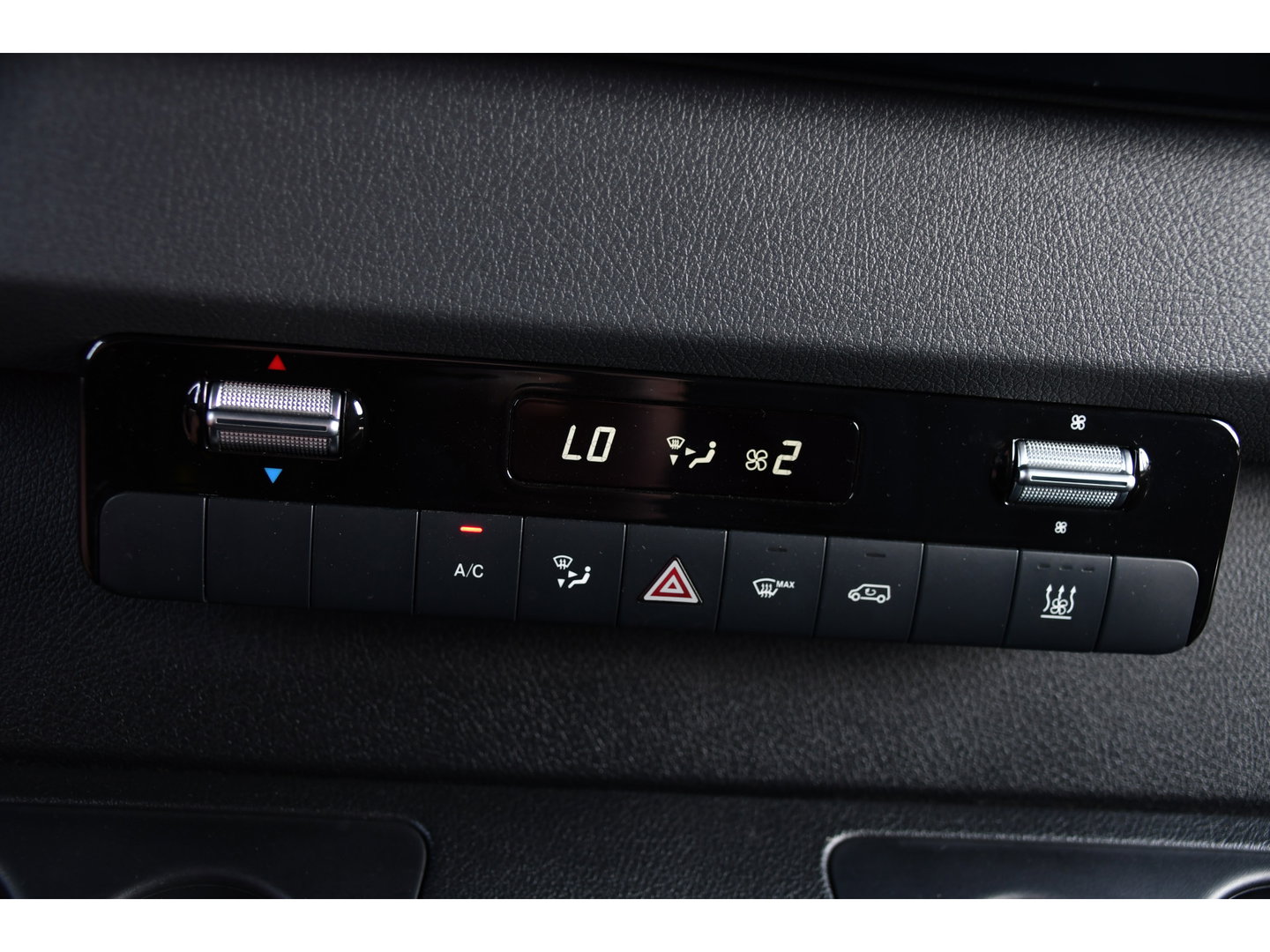 Mercedes-Benz Sprinter 316 2.2 CDI L2H2 PB Edition Cruise, 360 Camera, Carplay, LED, 10,5'' Mbux, Automaat, 164pk, Stoelverwarming, Standkachel, Trekhaak, Uniek!