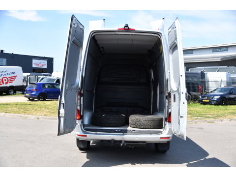 Mercedes-Benz Sprinter 316 2.2 CDI L2H2 PB Edition Cruise, 360 Camera, Carplay, LED, 10,5'' Mbux, Automaat, 164pk, Stoelverwarming, Standkachel, Trekhaak, Uniek!