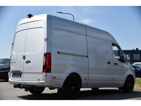 Mercedes-Benz Sprinter 316 2.2 CDI L2H2 PB Edition Cruise, 360 Camera, Carplay, LED, 10,5'' Mbux, Automaat, 164pk, Stoelverwarming, Standkachel, Trekhaak, Uniek!